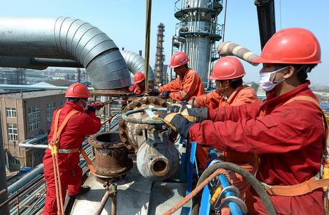 爭分奪秒的檢修作業(yè)